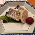 日本料理 たかむら - 太刀魚の塩焼き。たかむらの焼魚は本当に美味しい。