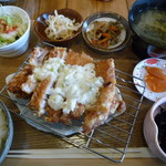 ご飯と酒 実の里 - チキン南蛮定食 890円