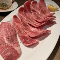 熟成焼肉 マルニク - つらみ