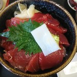 寿司吉 - まぐろ漬け丼