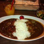 カレーの赤田屋 - メガサイズ-カレーとハヤシライスのハーフ＆ハーフ