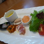 BistroCafe 712 - ランチコースの前菜盛合せ