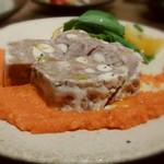 魅惑のイタリアン 旬絛しまだ - 【静岡産落花生入りテリーヌ】720円　人参のｿｰｽも美味しい♬