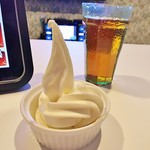 Kyattsu Aiki Yotaten - ドリンクバーを付けるとソフトクリームも食べ放題
