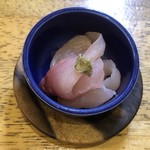 旬ものと日本酒 とみ笑 - 鯉のあらい