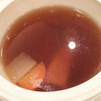 京都ブライトンホテル - 鶏と野菜の蒸しスープ、エピス風味