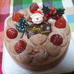 菓子工房 えとわぁる - 今年のクリスマスケーキはいまりちゃんの希望でチョコレートケーキ。６号サイズです。