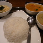 タイ国料理 泰平 - ランチの二種カレー