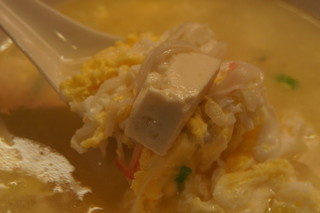 Shusaipinrinhoa - とろみある溶かし玉子と豆腐、カニカマ