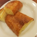 キッチン ノム - ガーリックト－スト♪