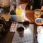 トモクラフト 028CAFE' - いろいろ楽しめる小ぶりなドリンクバー