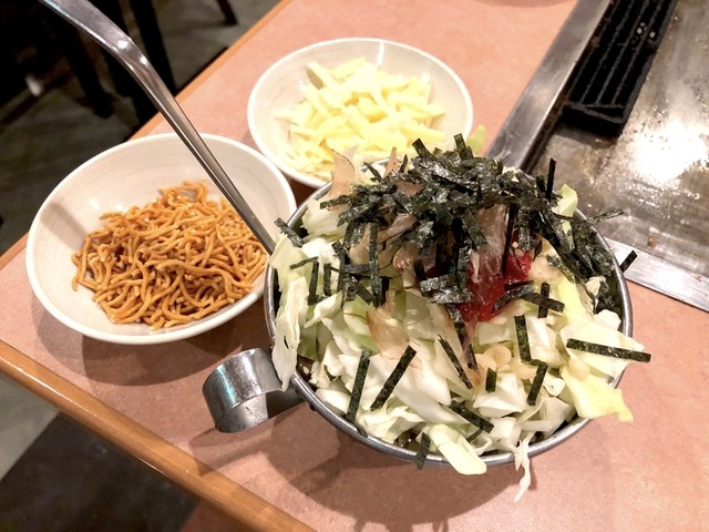 もんじゃや 中央口店 新宿 お好み焼き 食べログ もんじゃや 中央口店 新宿 お好み焼き 食べログ