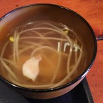 むちゃく - ベーコンとモヤシのスープ