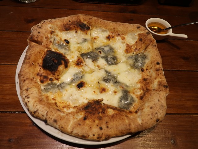 ピッツェリア エ バール ラ ボラッチャ Pizzeria E Bar La Borraccia たまプラーザ ピザ ネット予約可 食べログ ピッツェリア エ バール ラ ボラッチャ Pizzeria E Bar La Borraccia たまプラーザ ピザ ネット予約可 食べログ