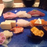 Kaisen Dokoro Sushi Tsune - メイン