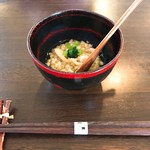 石臼挽き蕎麦香房 山の実 - 蕎麦の実の御粥