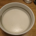 手作りの味噌らーめん 味噌樽 - 割りスープ