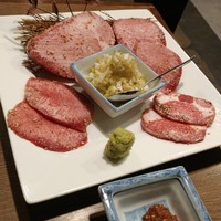 神戸牛 日本橋イタダキ - 