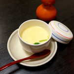 歌行燈 - 茶碗蒸しは、本当に熱いから要注意！ さすがに蛤は入ってません(^-^)