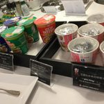 SAKURA LOUNGE - 味噌汁とヌードル