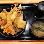 てんぷら広場 食道 - 海鮮天丼