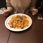 ワインバル ハレソラ - 末っ子キャラのいただきますの図