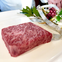 あざみ野うかい亭 - うかい牛特選サーロインステーキ 焼く前