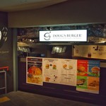 DOUG'S BURGER - 店舗外観