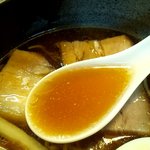 中華そば 慈庵 - 鶏だけでとったスープ
