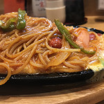 ばんじょう - 赤ウインナーのナポリタン