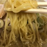 頑固一徹塩ラーメン - 麺