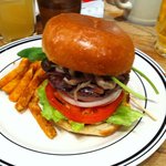 ヴィレッジヴァンガード ダイナー - ヨーロピアン・マッシュルーム・バーガー