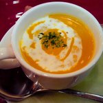 西洋亭 - オムライスセットのスープ　カボチャのポタージュ