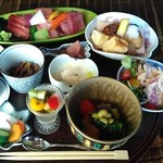 井中 - ランチ：おすすめ膳(2700円）