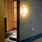 匠 進吾 - 外観、入口はビルの外側にあります。