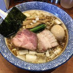 麺処ほん田 - 「手揉み中華蕎麦 醤油」770円+味玉