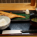 横濱屋本舗食堂 - 