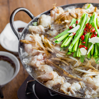 愛されて12年「牛もつ鍋」寒い日におすすめです！