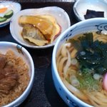 くすの木 - うどん定食。