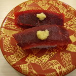海鮮寿司とれとれ市場 - クジラの赤身　白浜ではナイけど和歌山の地物でしょうか？