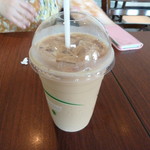 Cup & Saucer Bakery & Crepe Cafe - チャイ