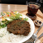 Good news kafe+ - スパイシーキーマカレー（980円）