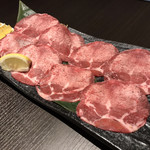 Wagyuu Yakiniku Shishigami - 