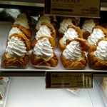 シェ・レカミエ センター南駅店 - これが特製シュークリーム、生クリームとカスタードクリームがタップリ！