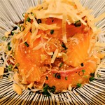 Izakaya Ichi - 自家製サーモンマリネと大根、カシューナッツのサラダ