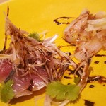 ファリナモーレ - ◆「鮮魚のマリネと赤ネギとパクチーバルサミコソース」