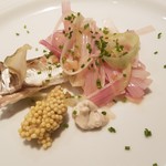 ファリナモーレ - ◆「ハタハタの湯揚げと赤ネギ シェリービネガーマリネ」