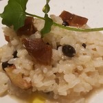 ファリナモーレ - ◆「さくらんぼ鶏の燻製と地豆のチーズリゾット」