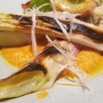 ファリナモーレ - ◆「庄内彩鶏のココナッツオイルコンフィと赤ネギのグリル」