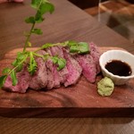 Kannai Baru - ぶどう牛ランプ肉ステーキ